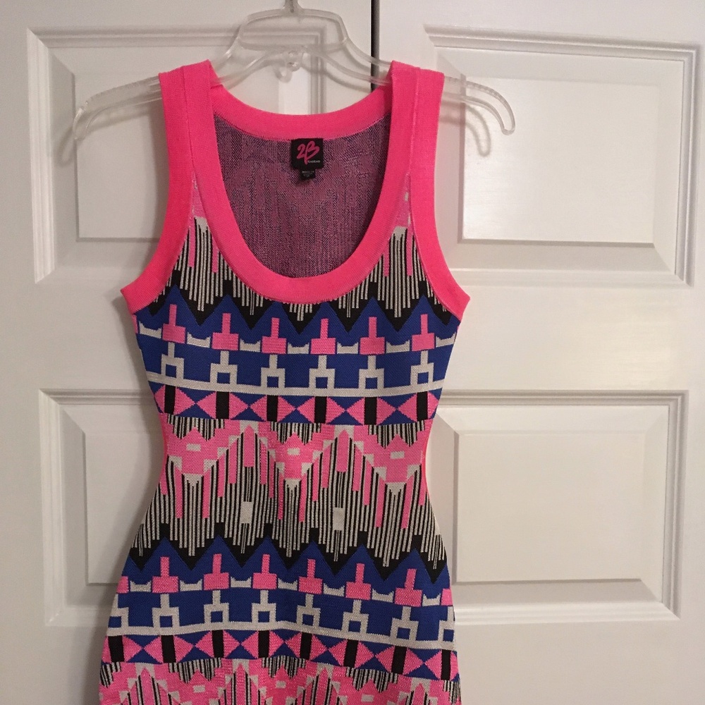 NWOT Bebe Bodycon Dress